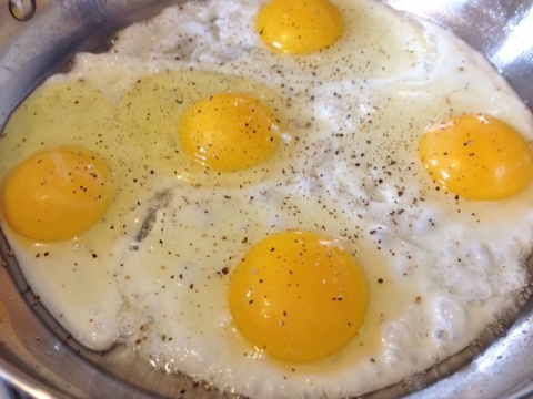 Frying Eggs